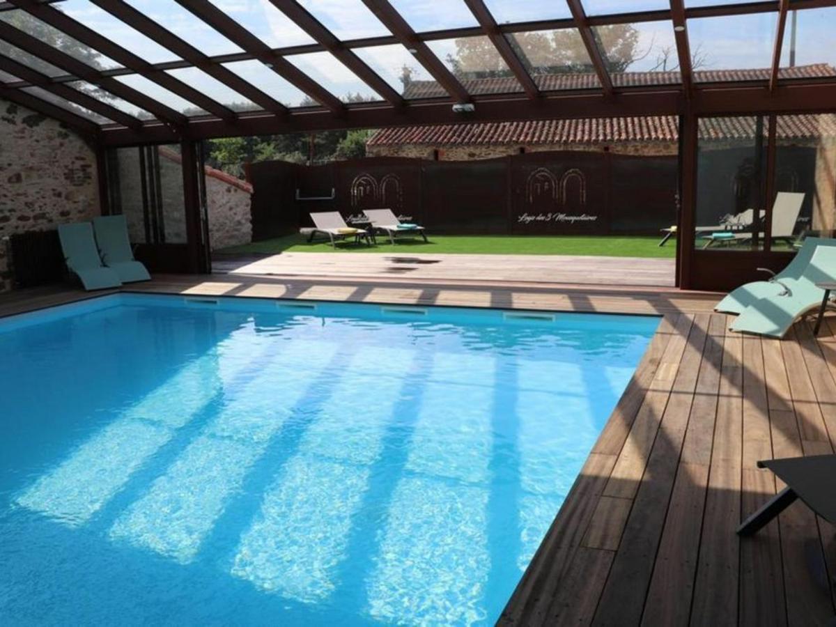 Gite 18Eme Renove Avec Piscine Couverte, Terrasse, Loisirs Et Wifi - 6 Pers. - Fr-1-426-432 Les Herbiers Exterior foto